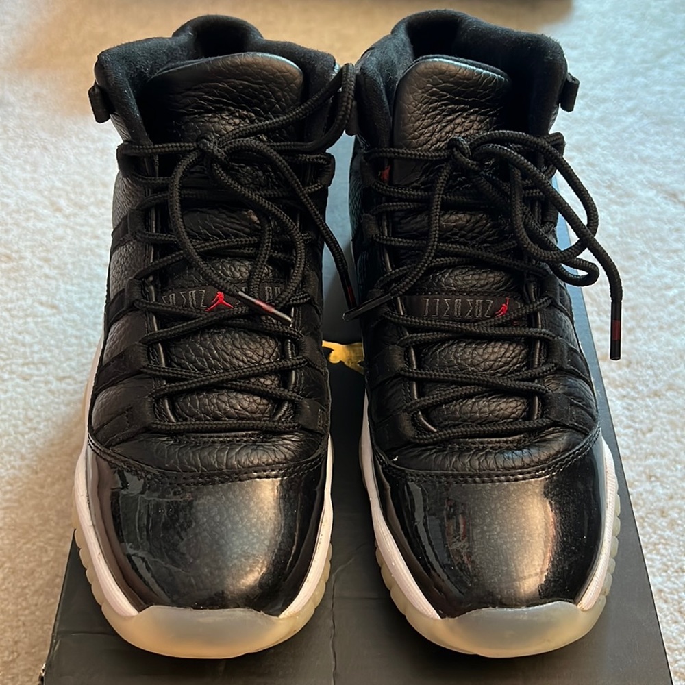 Gently used Jordan Retro 11 72-10 - size 4Y/woman5.5